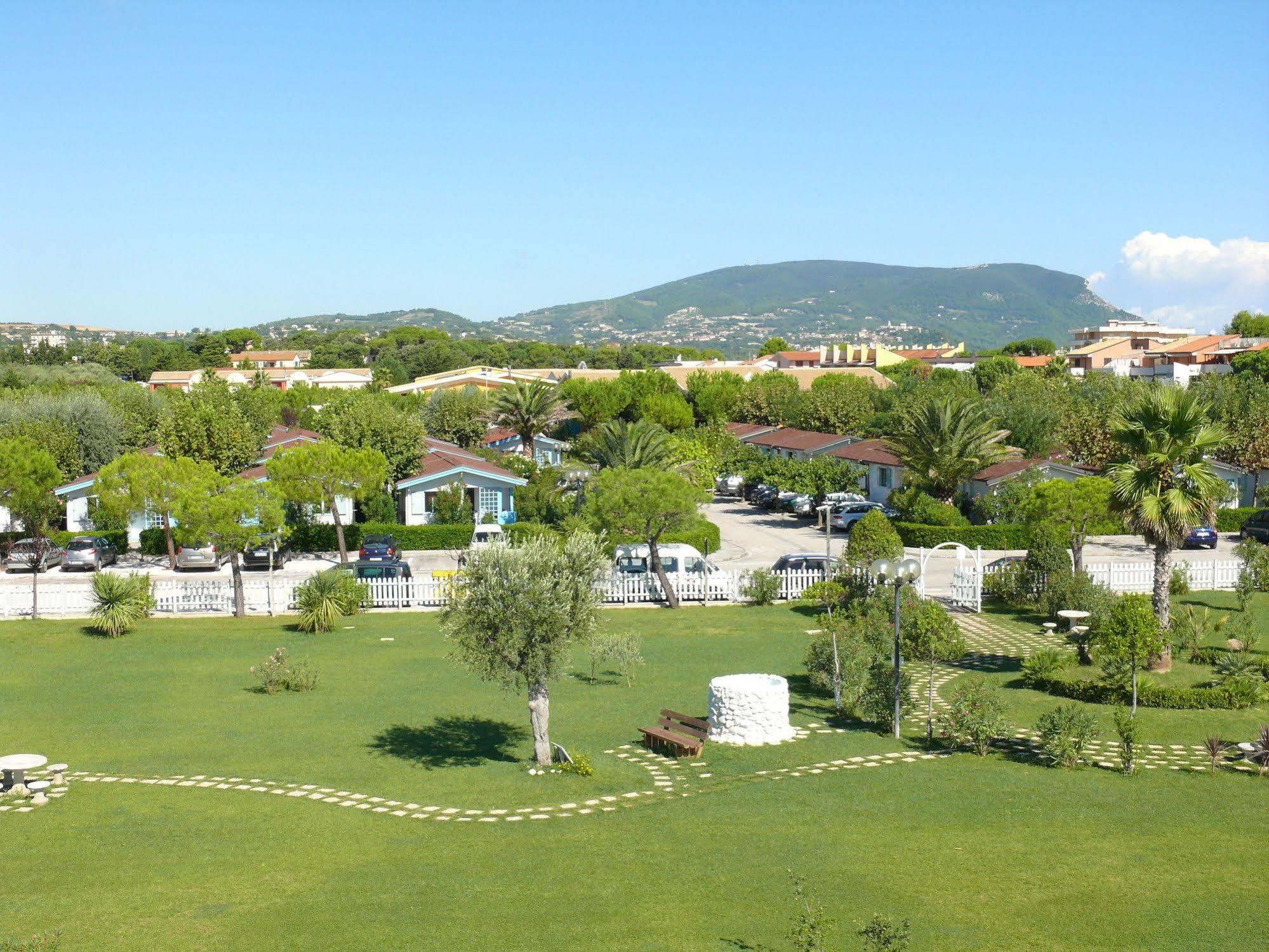 Villaggio Centro Vacanze De Angelis